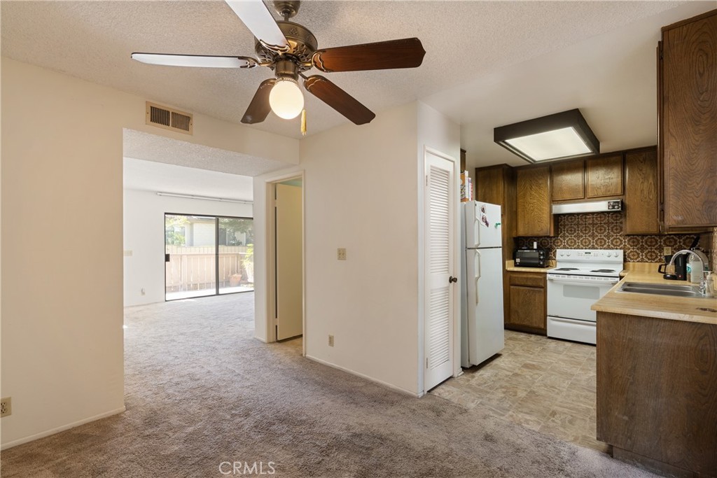 753 Wagon Wheel Property Photo 8
