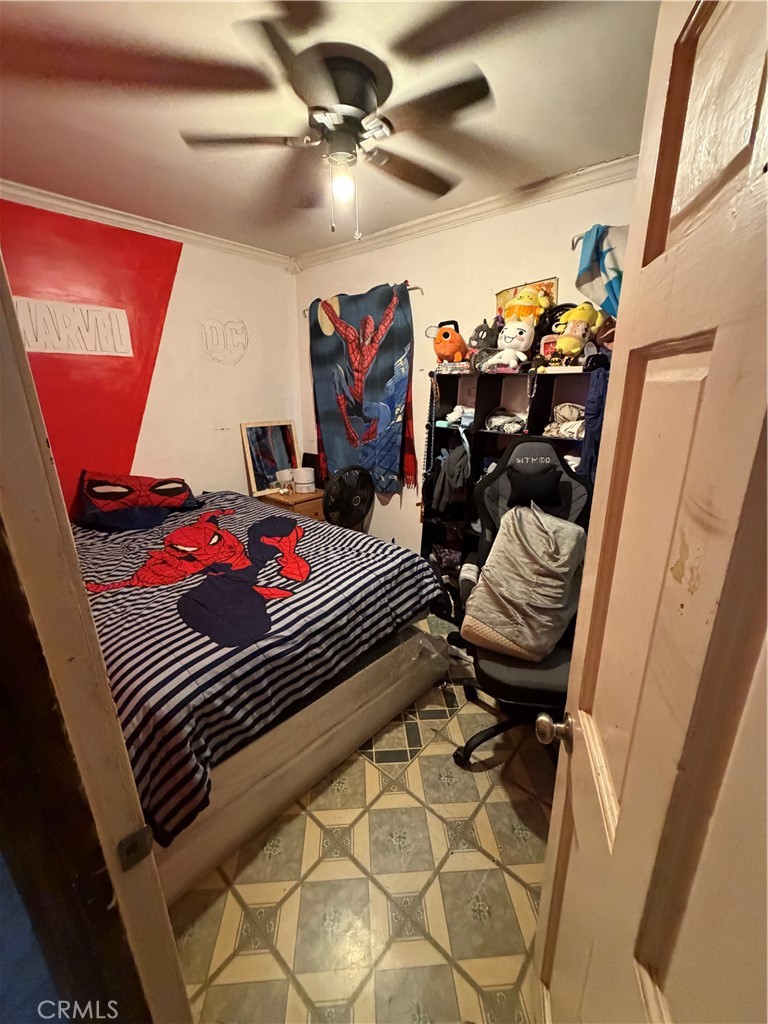 907 N Mott Street Property Photo 17