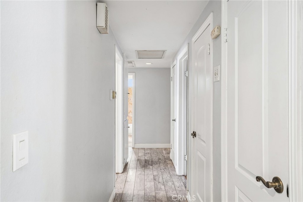 17316 Hawthorne Avenue Property Photo 8