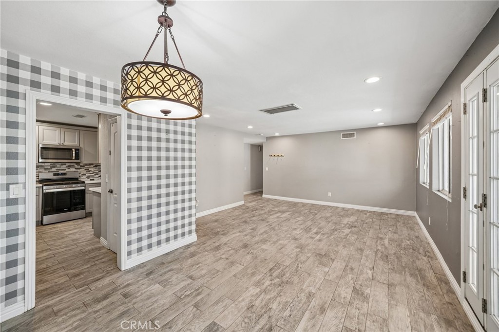 17316 Hawthorne Avenue Property Photo 19