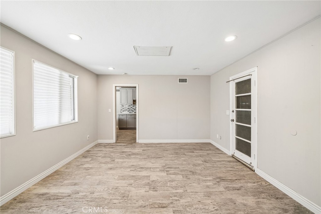 17316 Hawthorne Avenue Property Photo 33