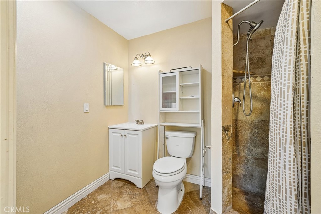 17316 Hawthorne Avenue Property Photo 56