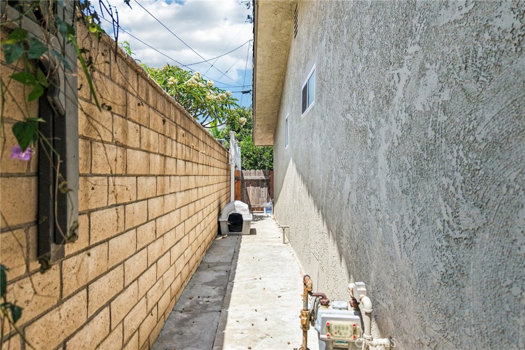 17316 Hawthorne Avenue Property Photo 72