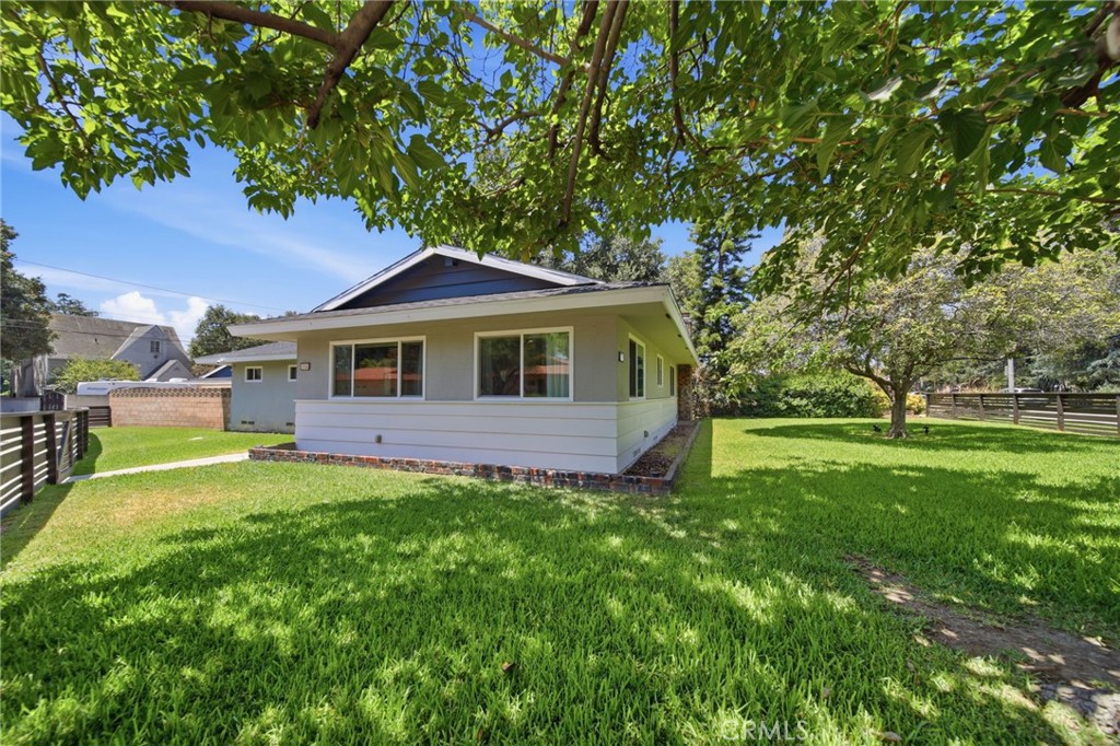 194 Monroe Avenue Property Photo 1