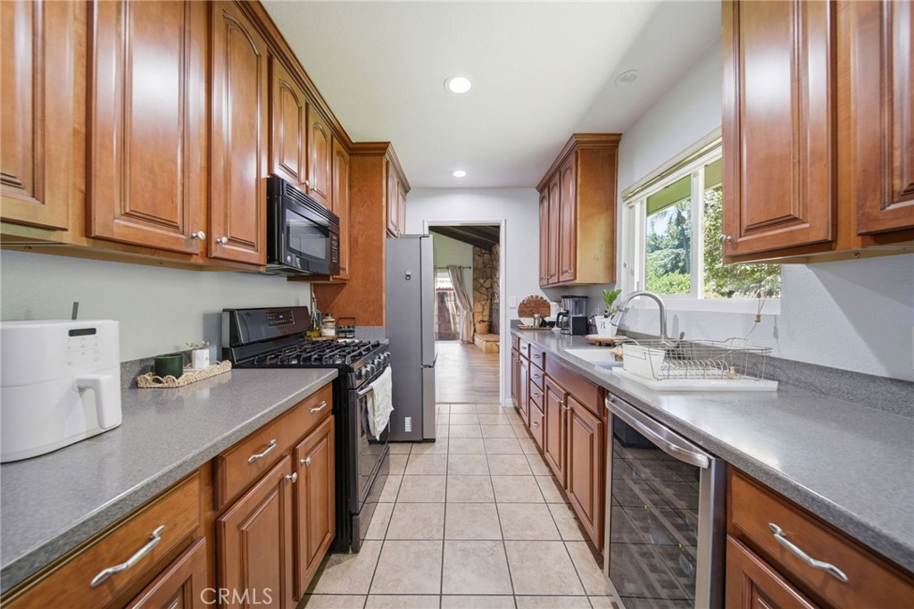 194 Monroe Avenue Property Photo 13