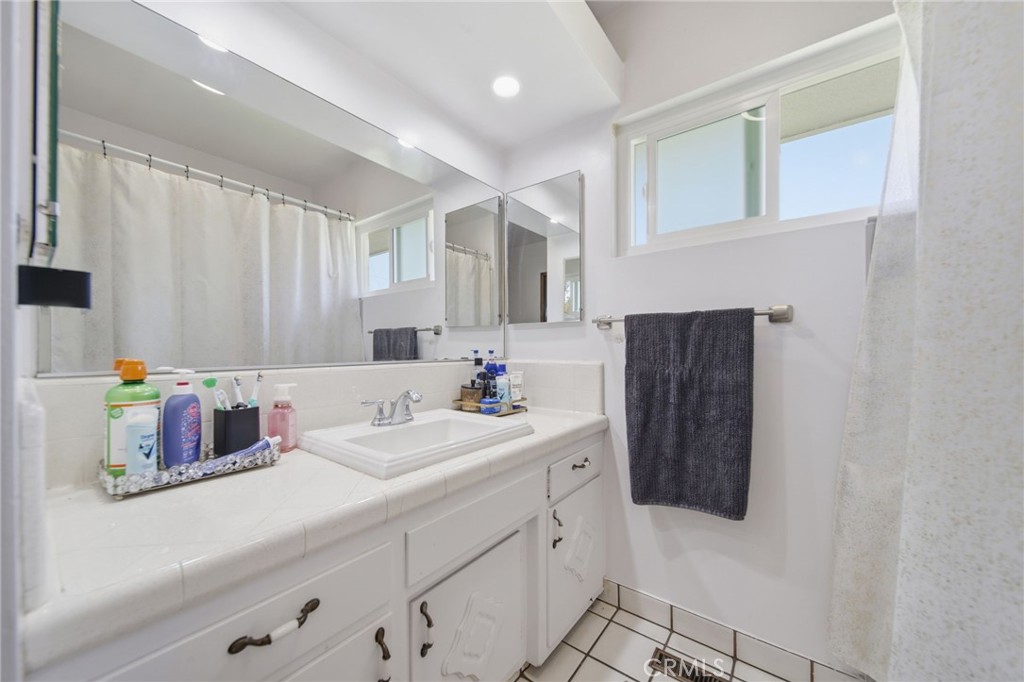 194 Monroe Avenue Property Photo 29