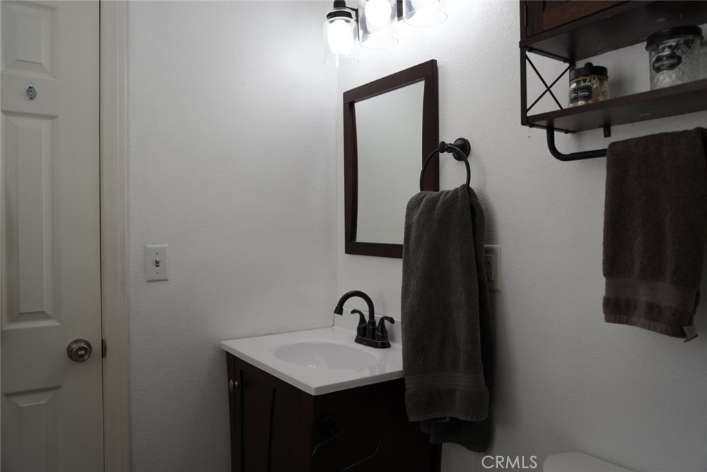 1111 W Aeroplane Property Photo 7