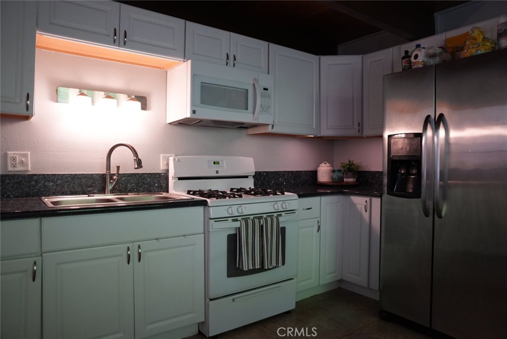 1111 W Aeroplane Property Photo 15
