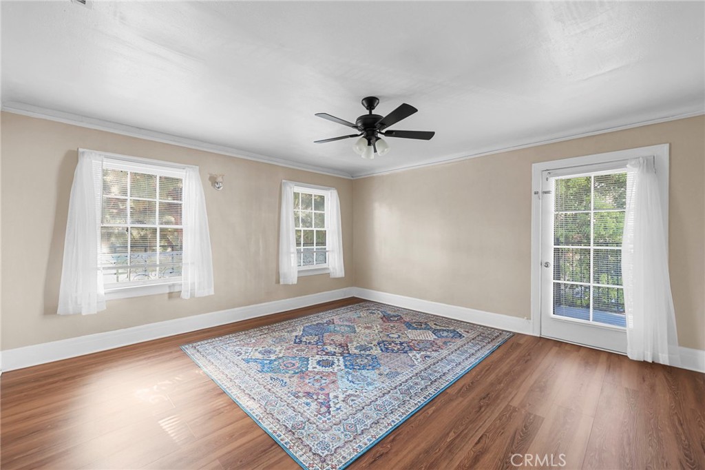 428 S Hoover. St. Property Photo 17