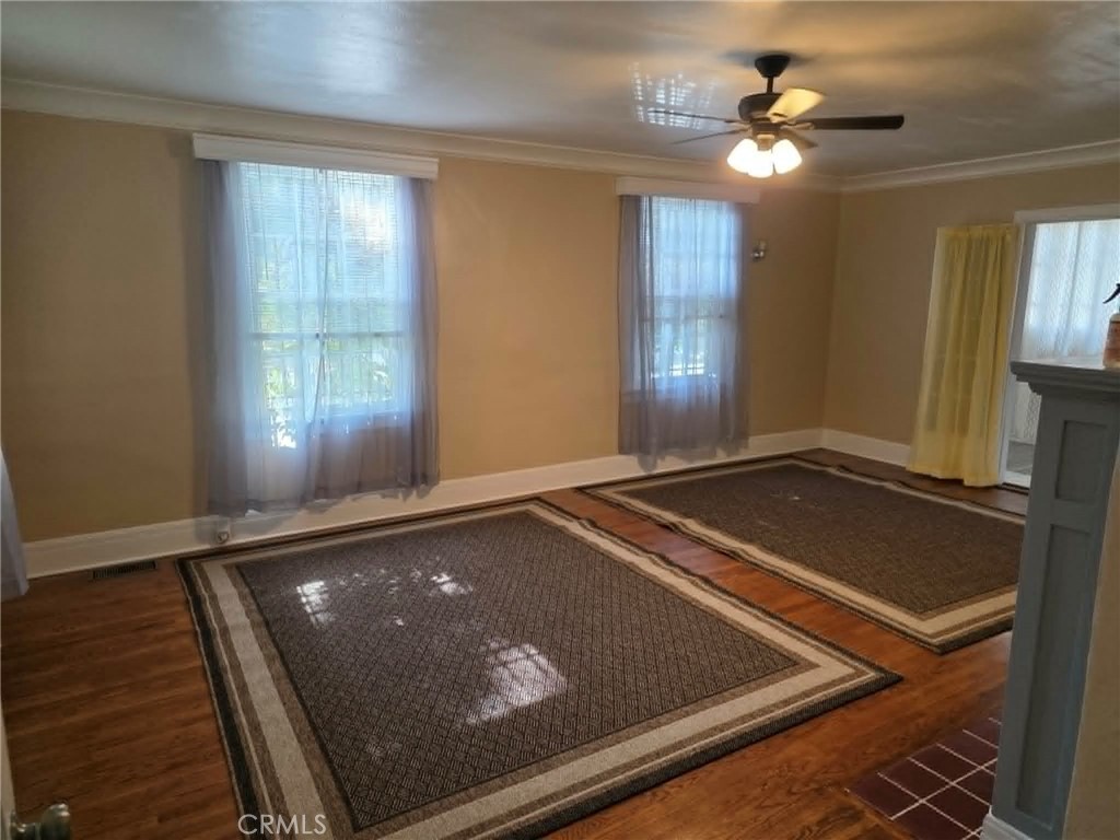 428 S Hoover. St. Property Photo 19