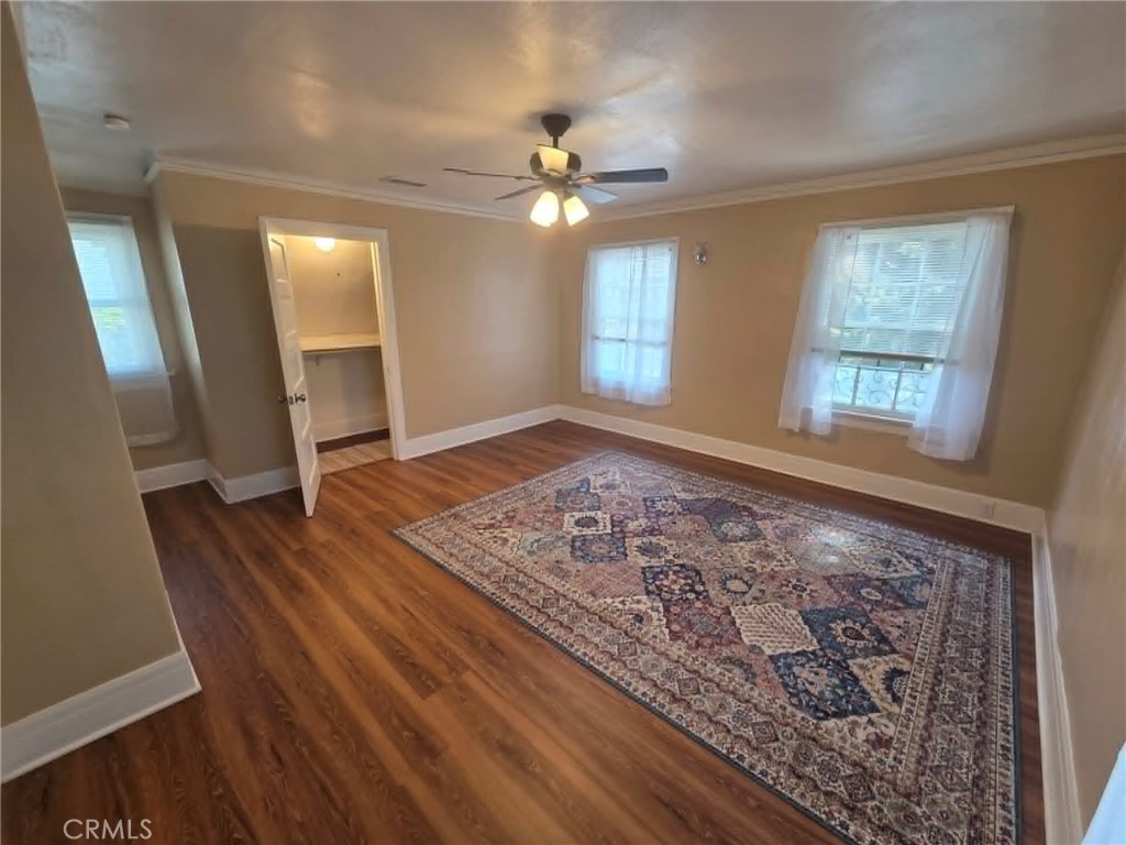 428 S Hoover. St. Property Photo 23