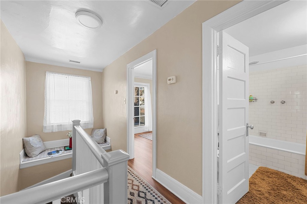 428 S Hoover. St. Property Photo 24