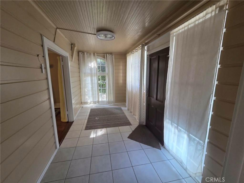 428 S Hoover. St. Property Photo 26