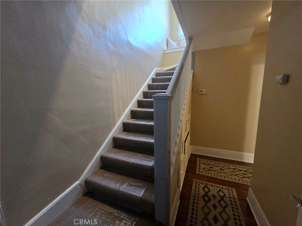 428 S Hoover. St. Property Photo 37
