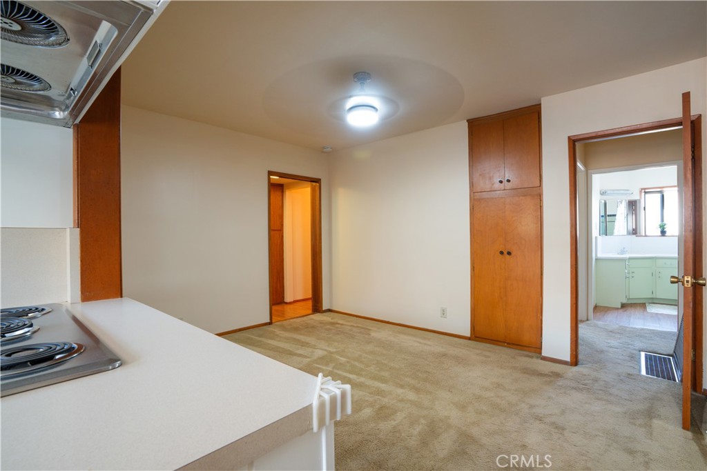 12315 Pomering Property Photo 8