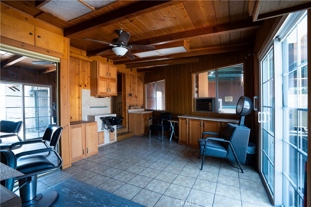 12315 Pomering Property Photo 27