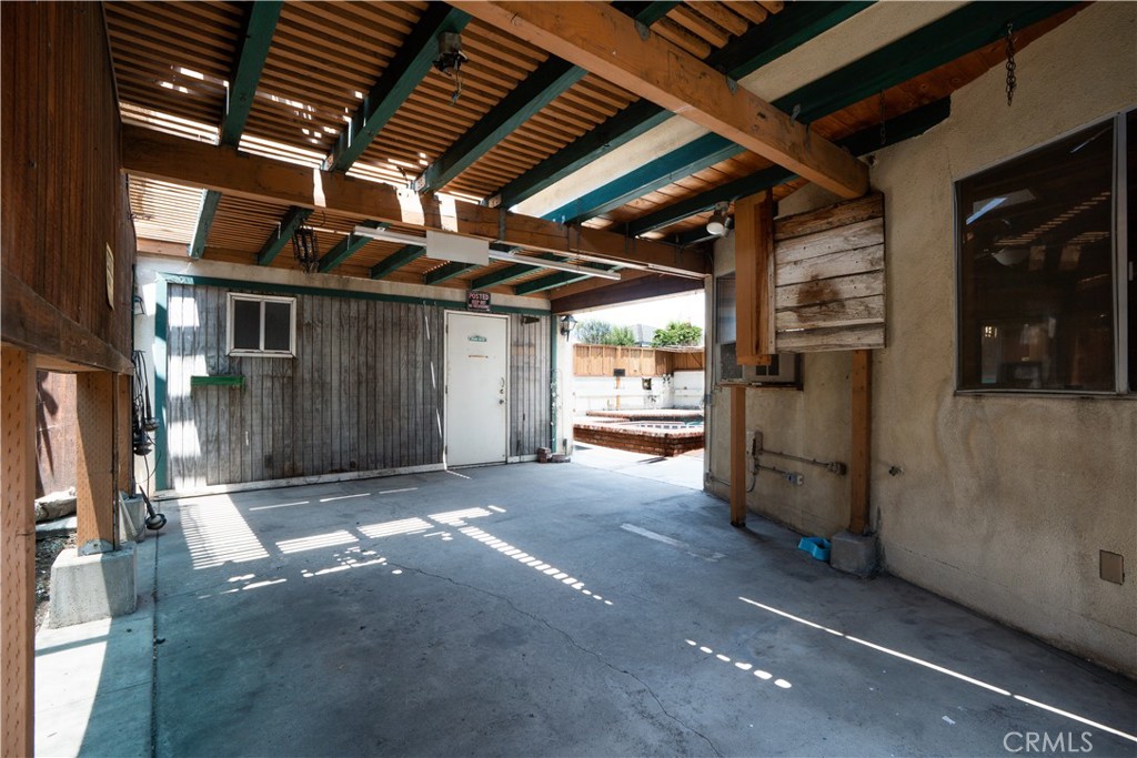 12315 Pomering Property Photo 29