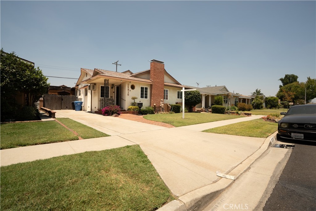 12315 Pomering Property Photo 34