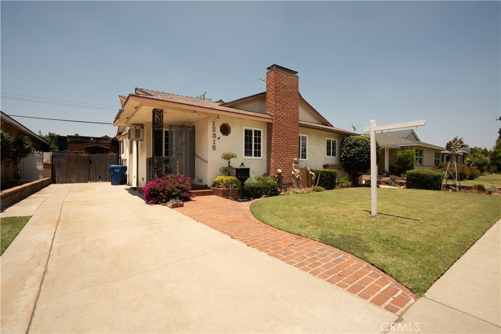 12315 Pomering Property Photo 40
