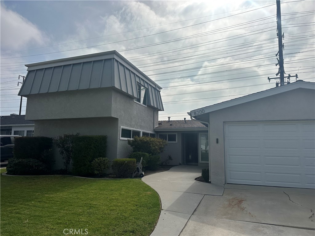 8200 Guava Ave Property Photo 1