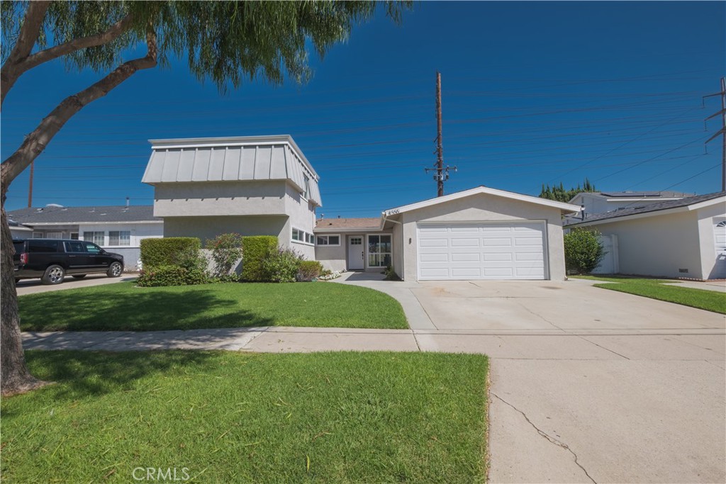 8200 Guava Ave Property Photo 1