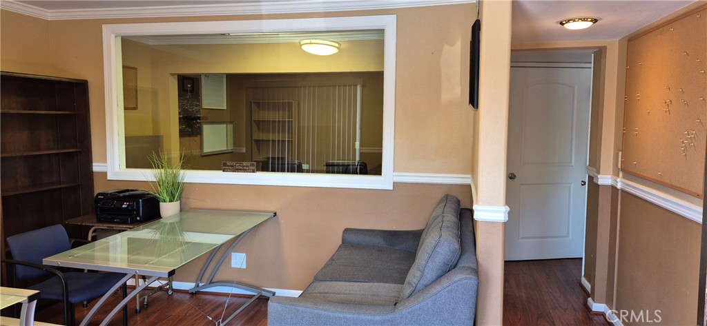 12749 Norwalk Property Photo 4