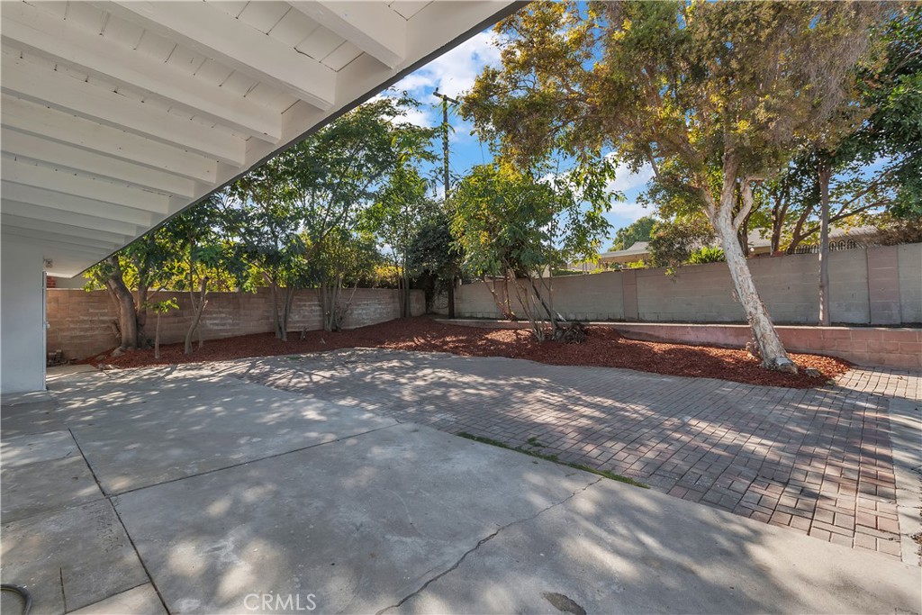 14923 Tacuba Property Photo 18