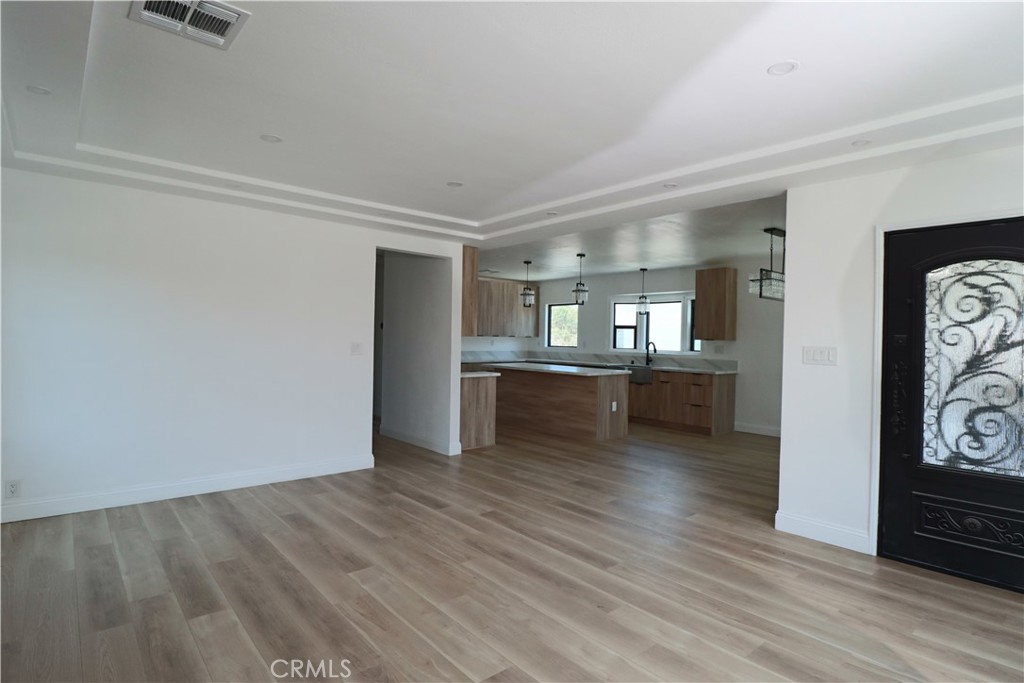 1921 W 94th Street Property Photo 9
