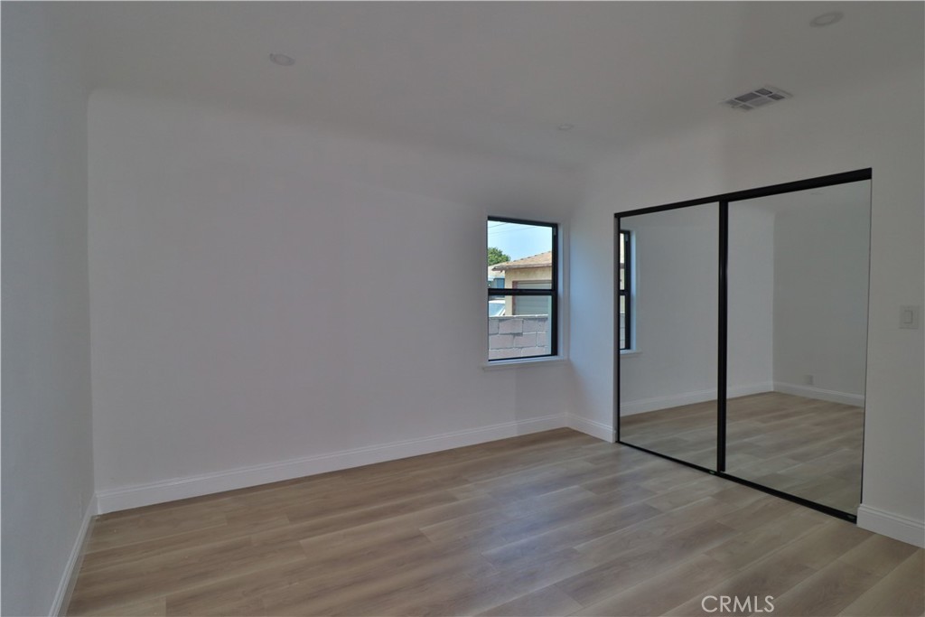 1921 W 94th Street Property Photo 19