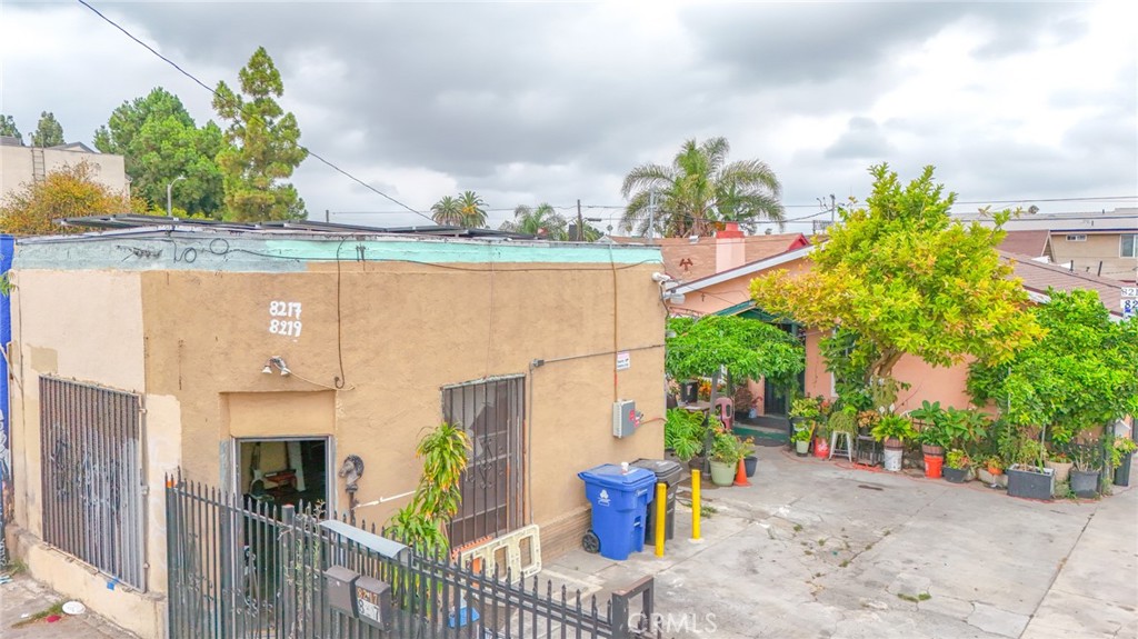 8217 Broadway Street Property Photo 5