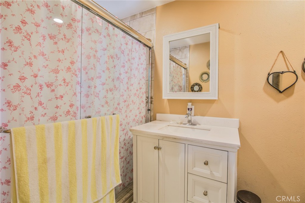8217 Broadway Street Property Photo 24