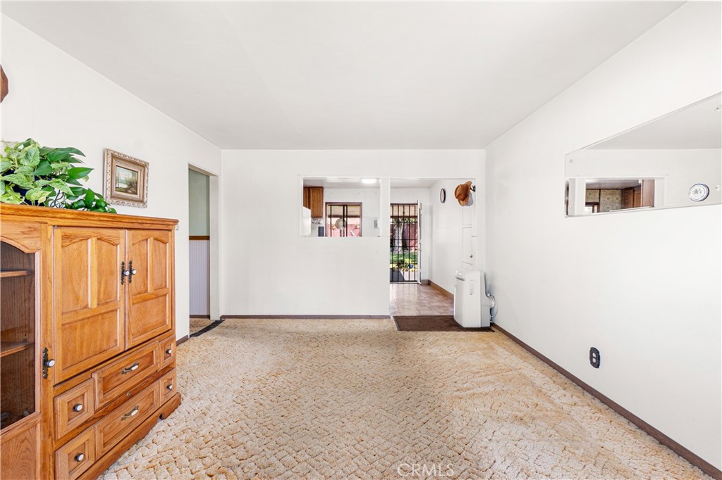 323 E 185th Street Property Photo 6