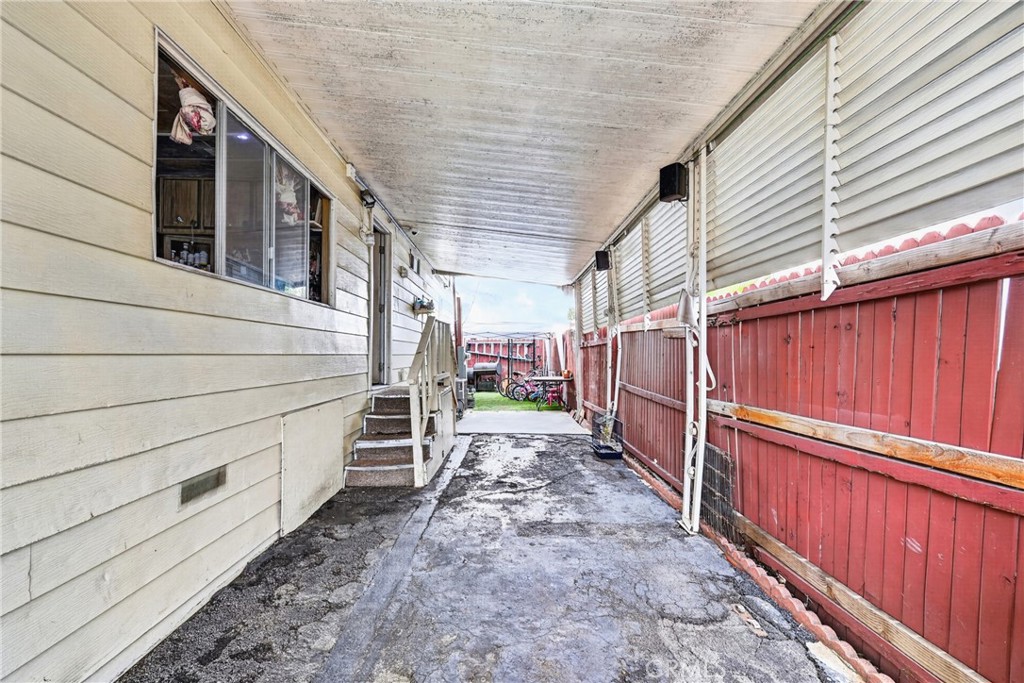12700 Elliott 206 Property Photo 4