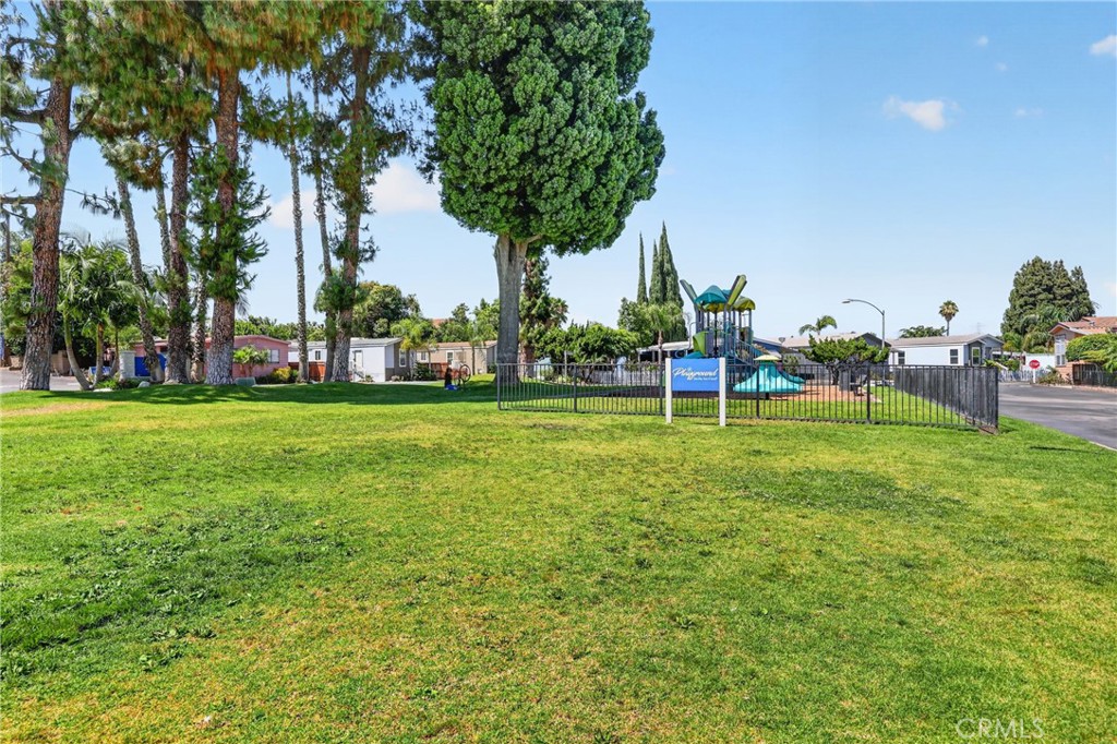 12700 Elliott 206 Property Photo 34