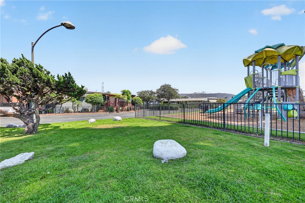 12700 Elliott 206 Property Photo 35