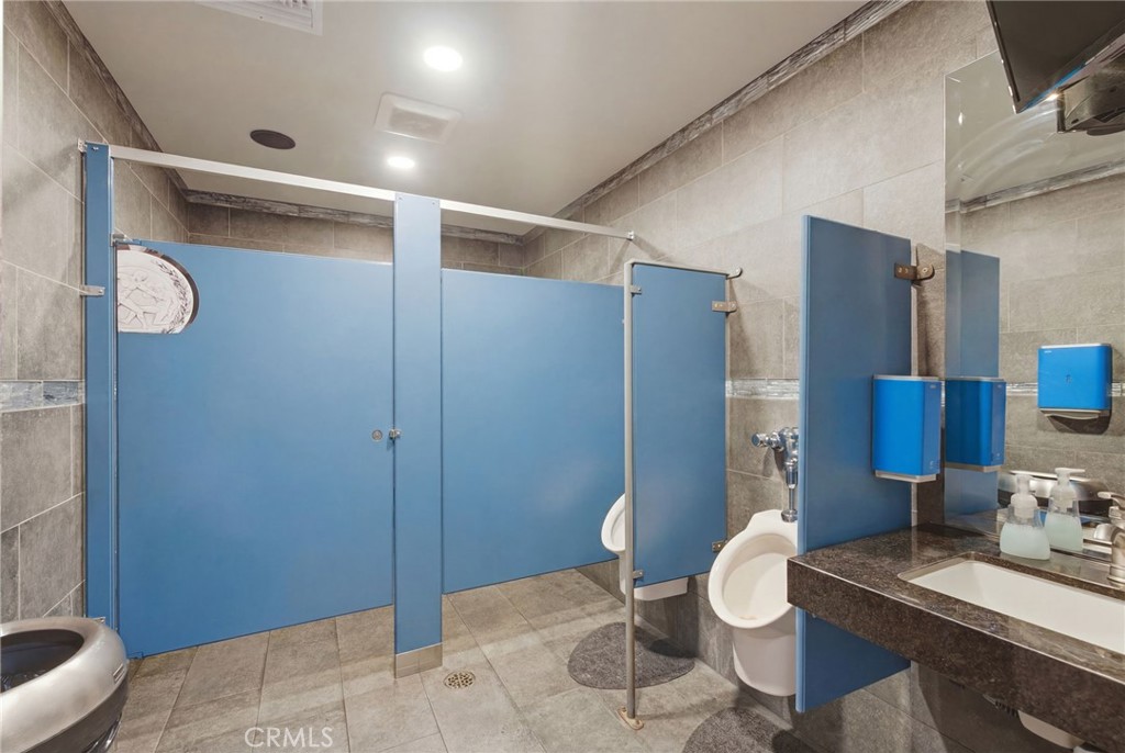 31502 Riverside Property Photo 11