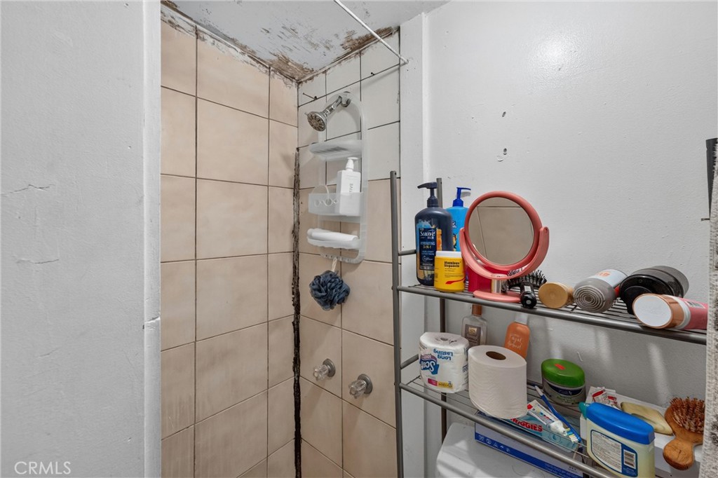 4123 Chevy Chase Drive Property Photo 13
