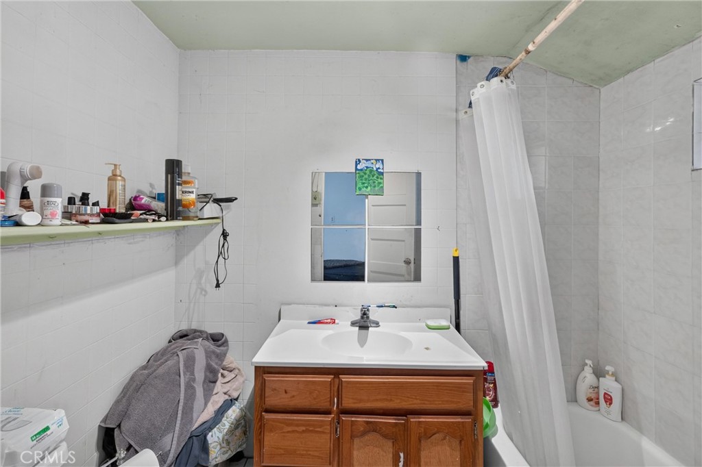 4123 Chevy Chase Drive Property Photo 34