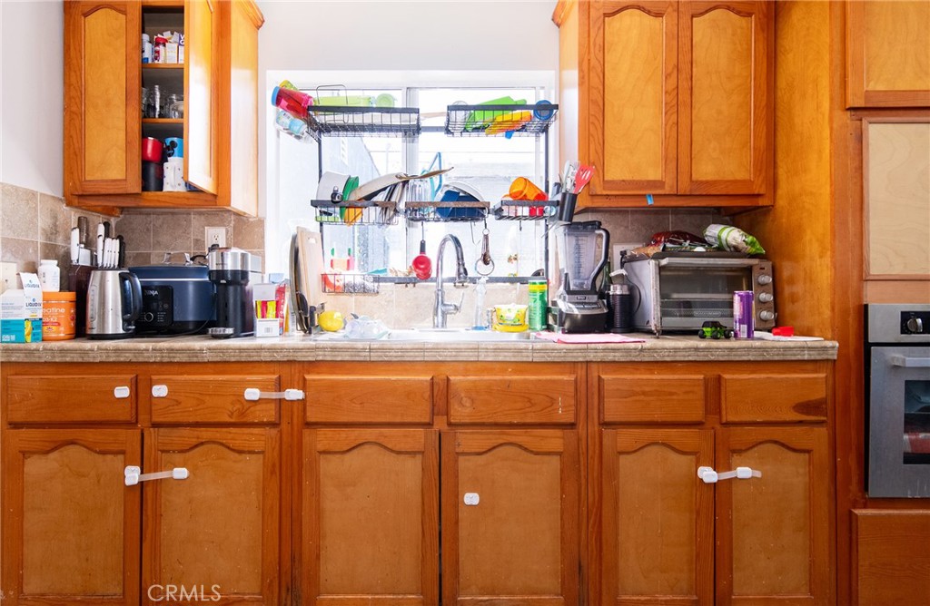 1455 W 60th Street Property Photo 18
