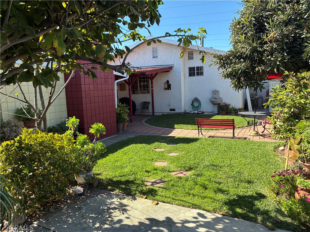 11658 Mitla Avenue Property Photo 7