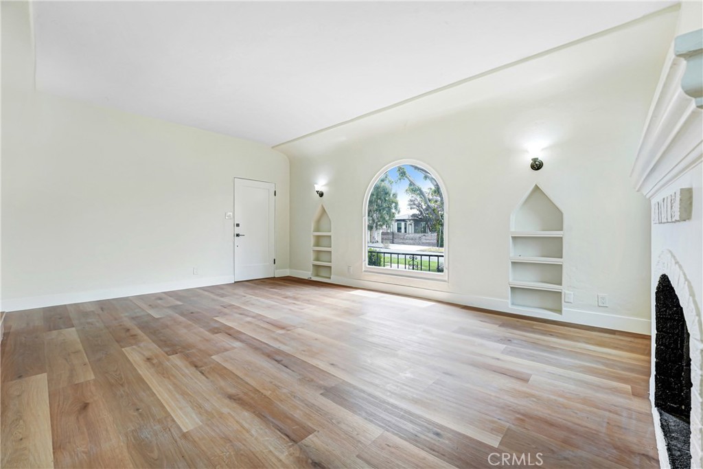 1567 S Spaulding Property Photo 9