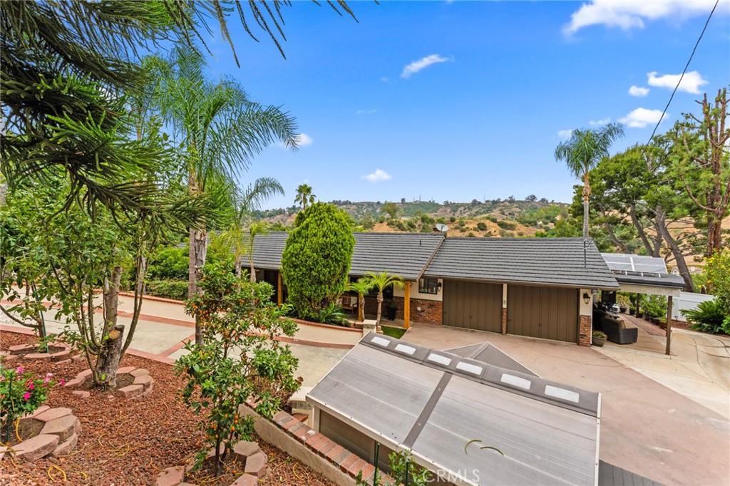 1916 Tumin Road Property Photo 13