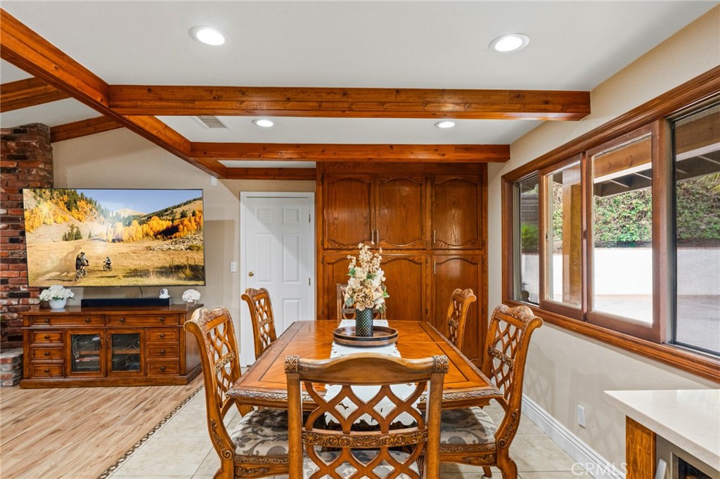 1916 Tumin Road Property Photo 22