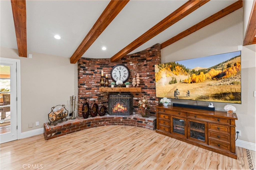 1916 Tumin Road Property Photo 25