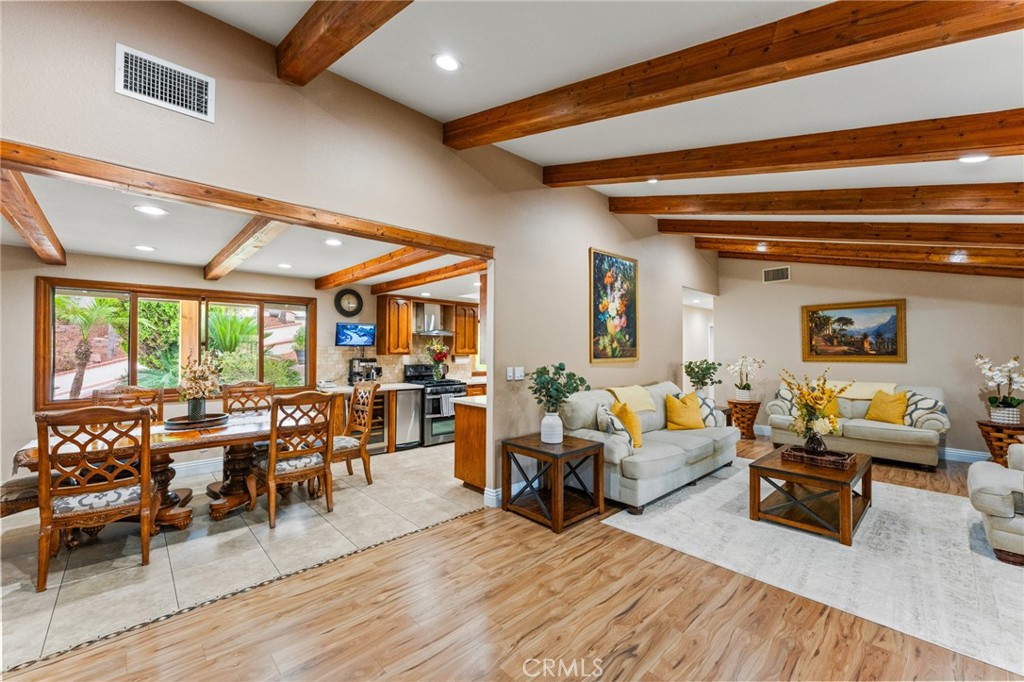 1916 Tumin Road Property Photo 26