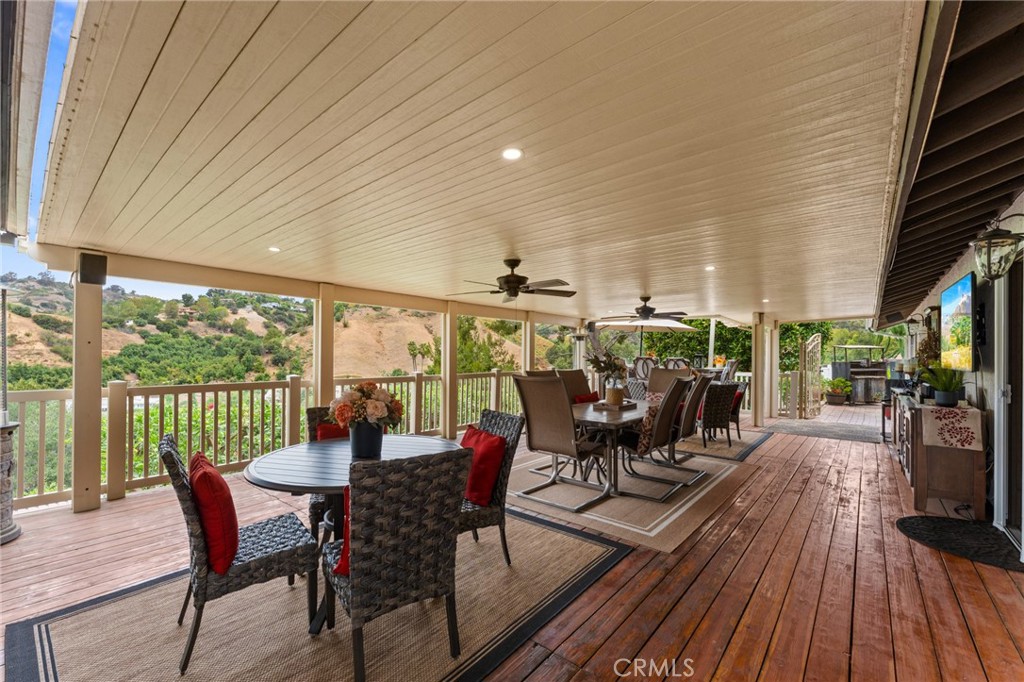 1916 Tumin Road Property Photo 46