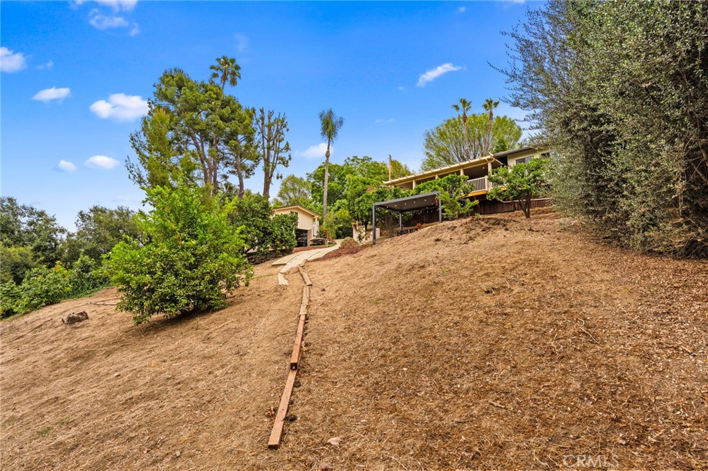 1916 Tumin Road Property Photo 64