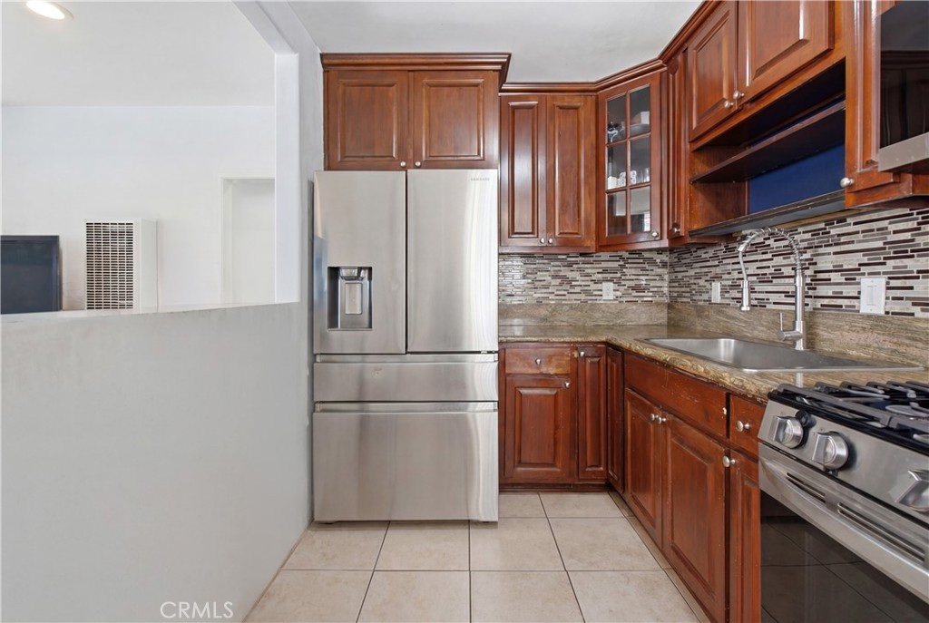 512 S Willowbrook Avenue Property Photo 14