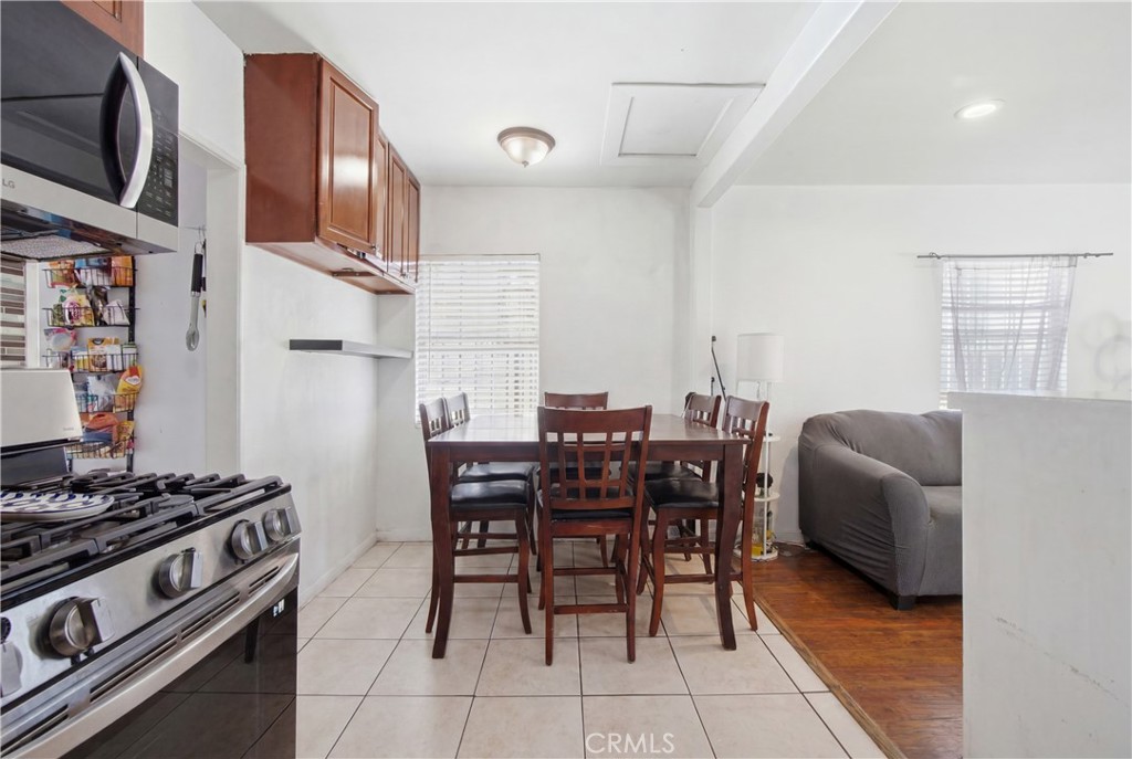 512 S Willowbrook Avenue Property Photo 16