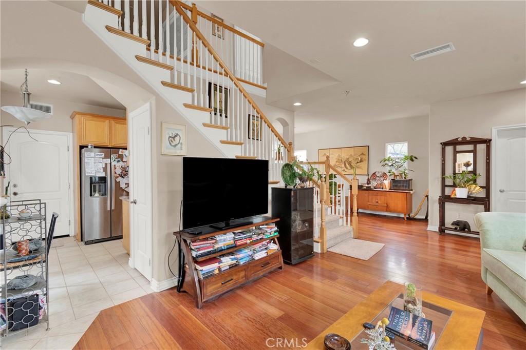 8306 Telegraph Property Photo 17